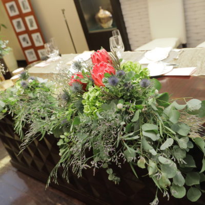メインテーブル装花　ドライフラワー画像